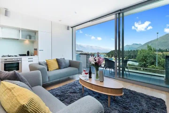 Luxury Lakeview 2 Bedroom Apartment Distretto di Distretto di Queenstown Esterno foto