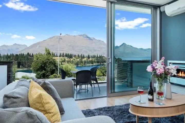 Luxury Lakeview 2 Bedroom Apartment Distretto di Distretto di Queenstown Esterno foto